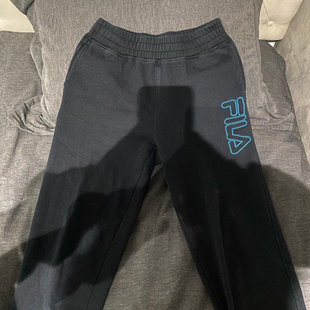 File sweatpants